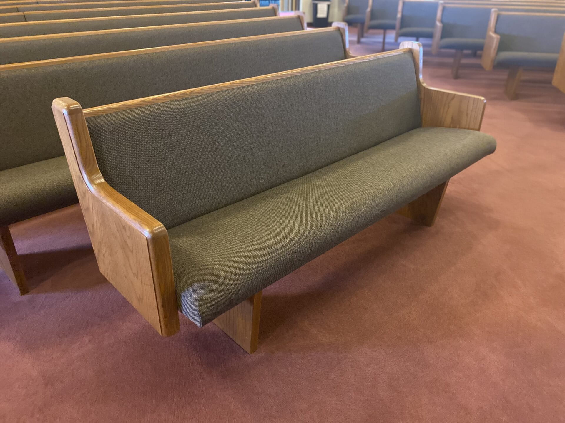 Church Interior Designer | Grace Baptist Church